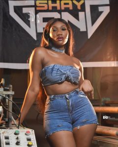 Wendy Shay - Crazy (Slomo) [Prod. by JayOnTheBeat)