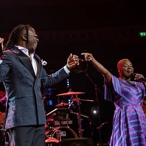 watch stonebwoy and angelique kidjo's performance in london
