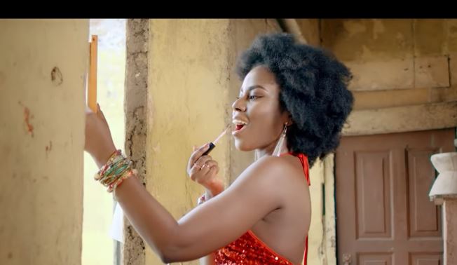 Official Video: MzVee – Bend Down Ft. Kuami Eugene | Halmblog.com