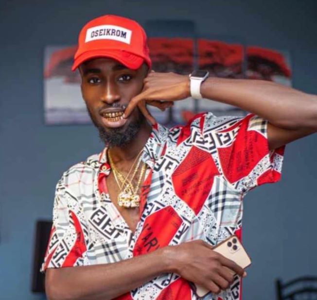 Oseikrom Sikani – Dance
