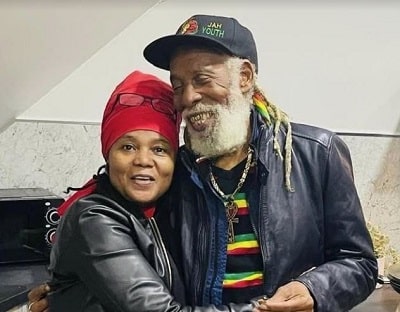 Empress Ayeola & The Legends Empress Ayeola & The Legends
