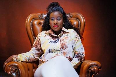 minstrel christa boafo let love lead